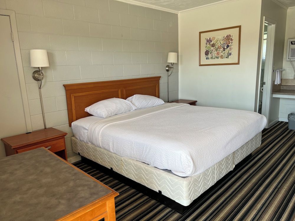 Ballinger Inn 2