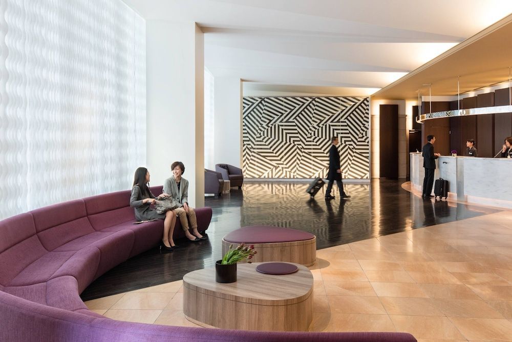 Courtyard by Marriott Shin-Osaka Station 2