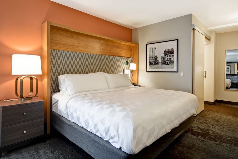 Holiday Inn LANCASTER by IHG 2