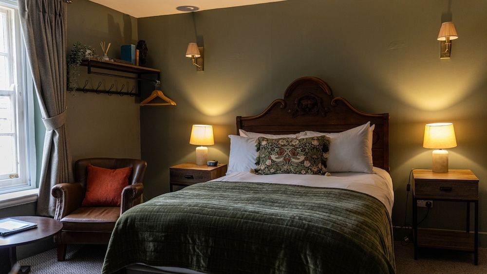 Black Lion Hotel Richmond 1