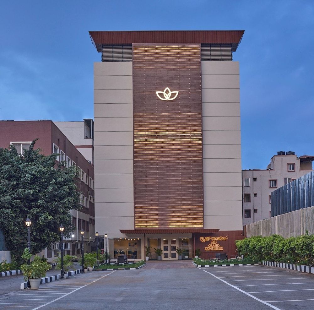 Grand Continent Brookefield - A Sarovar Portico Affiliate Hotel 1