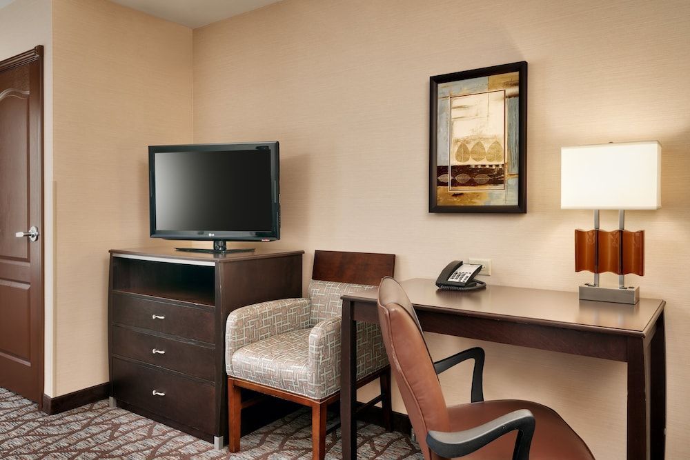 Holiday Inn Express & Suites BUTTE by IHG 2