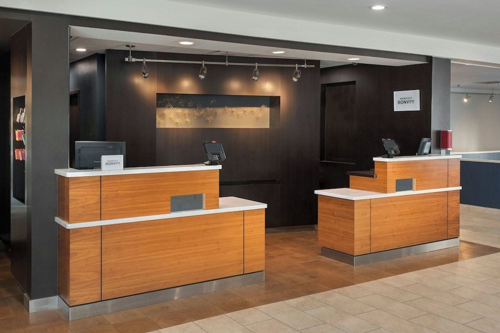 Courtyard by Marriott New Carrollton Landover 2