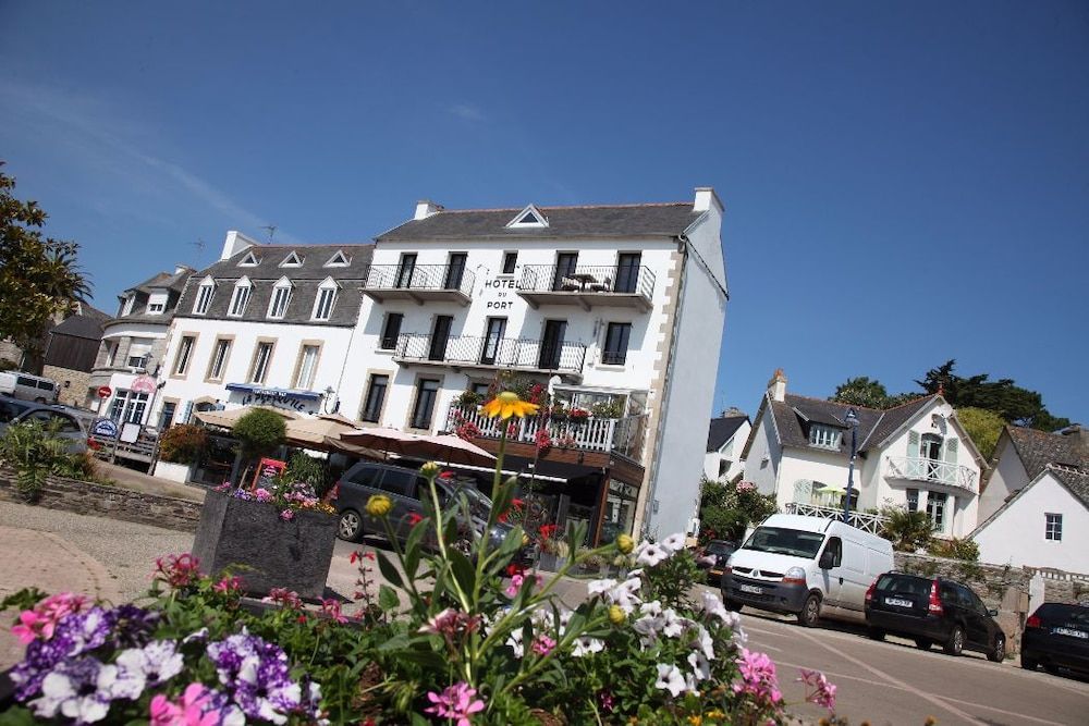 Hotel du port 1