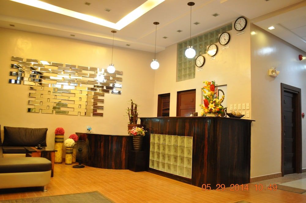 Rovic's Tourist Hotel 2