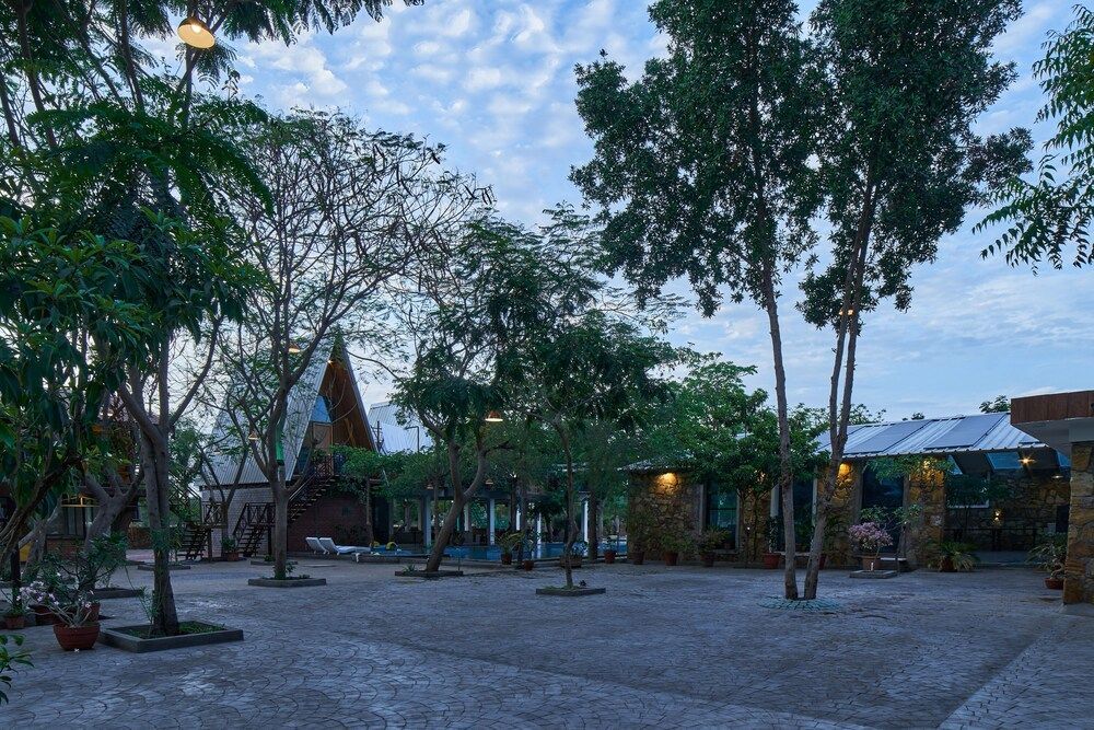 Visamo Nalsarovar Resort, Ahmedabad 1