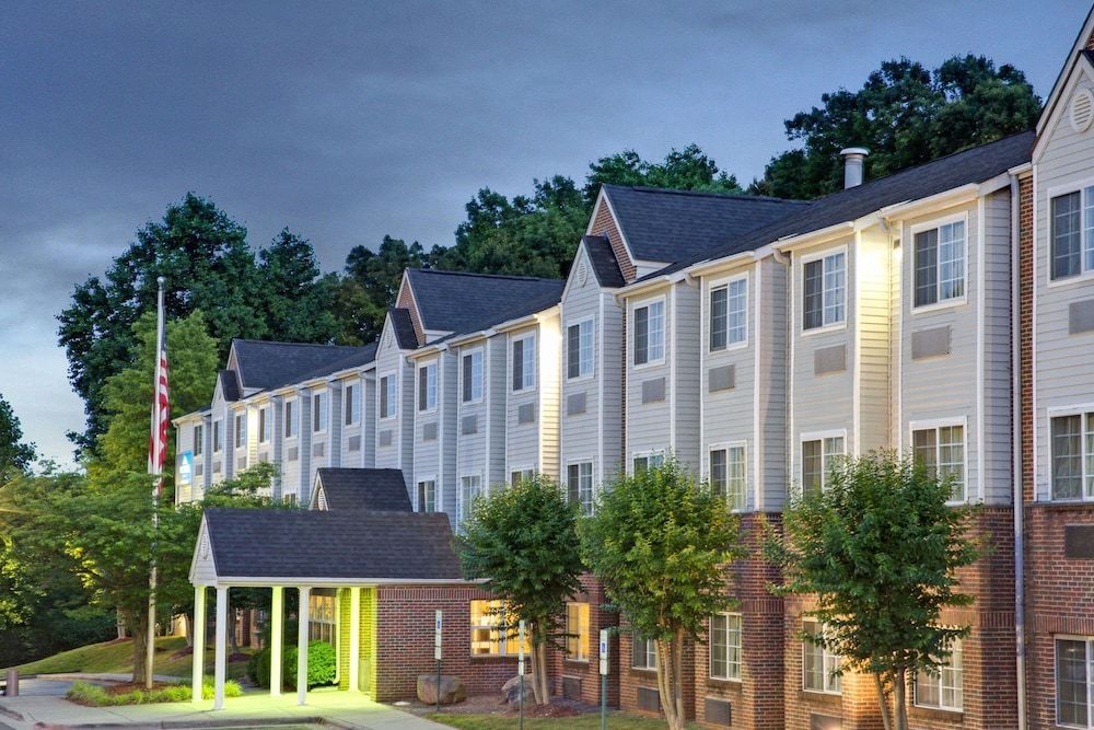 Microtel Inn by Wyndham University Place 1