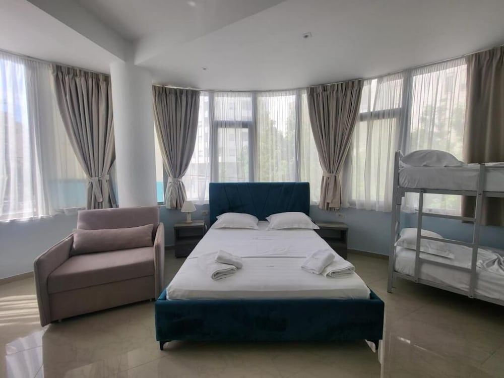 Alv Rent Room 1
