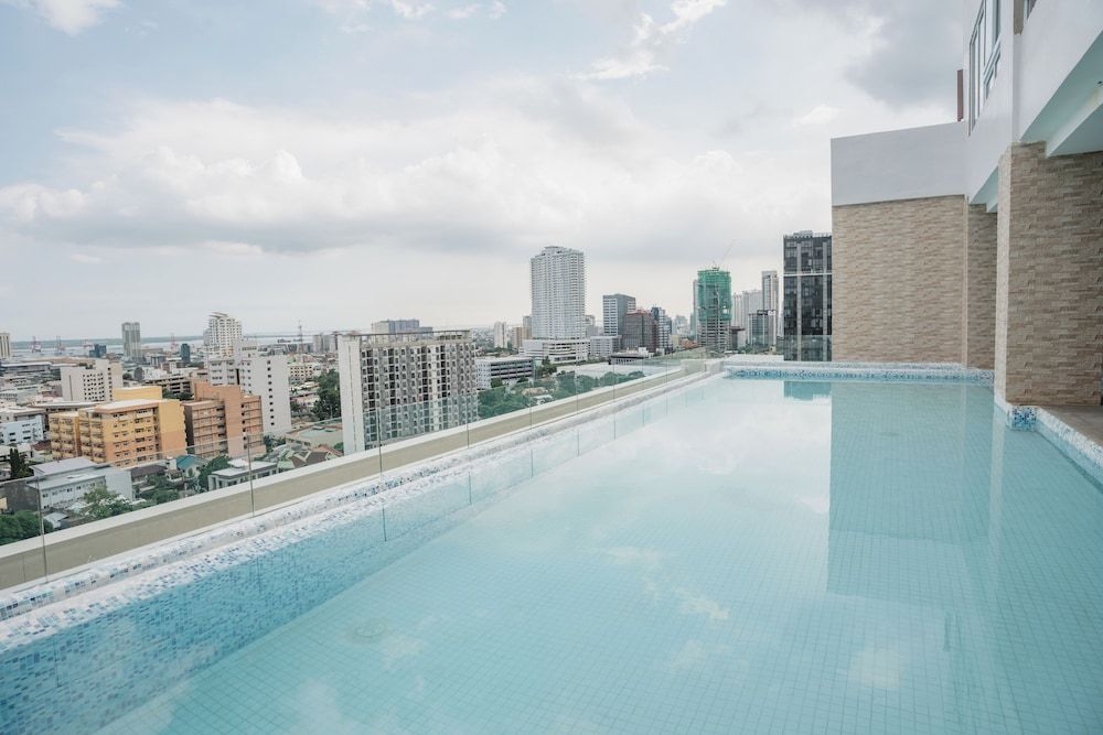 Diane Residences 1
