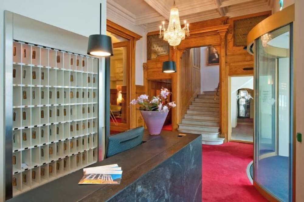 Hotel Schweizerhof St. Moritz 1