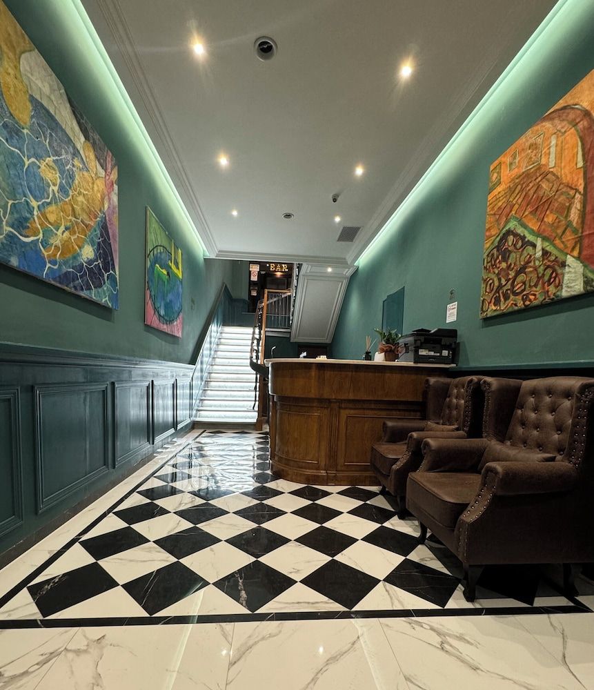 Modi Hotel 2