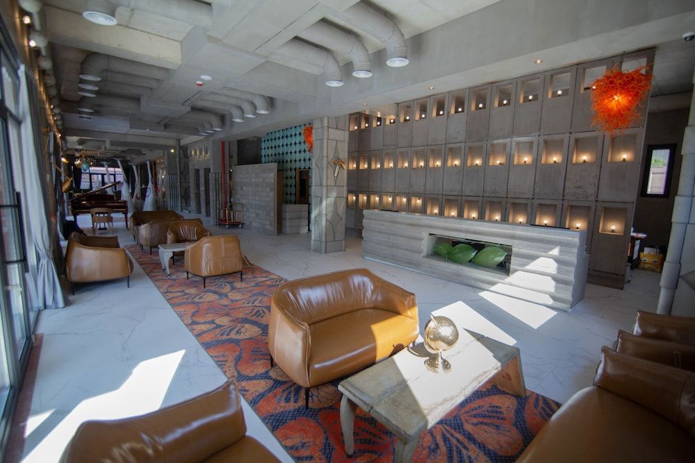 Brim Hotel 2