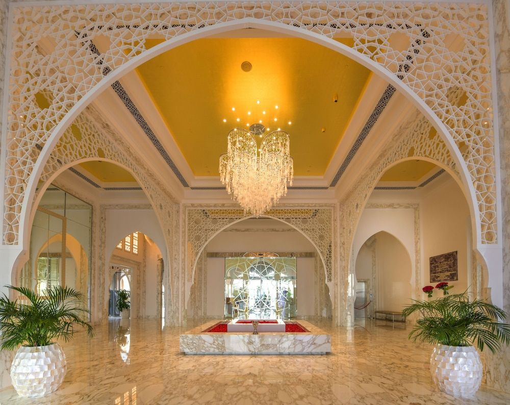 Royal Saray Resort 2