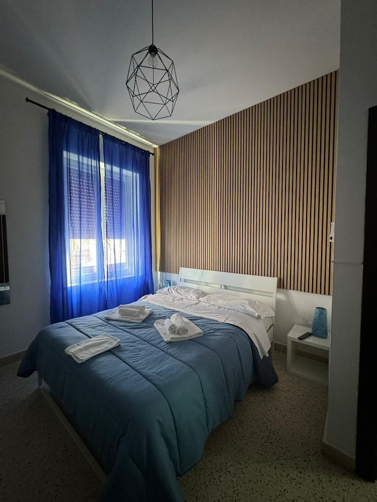 Rooms hub Portarotese 1