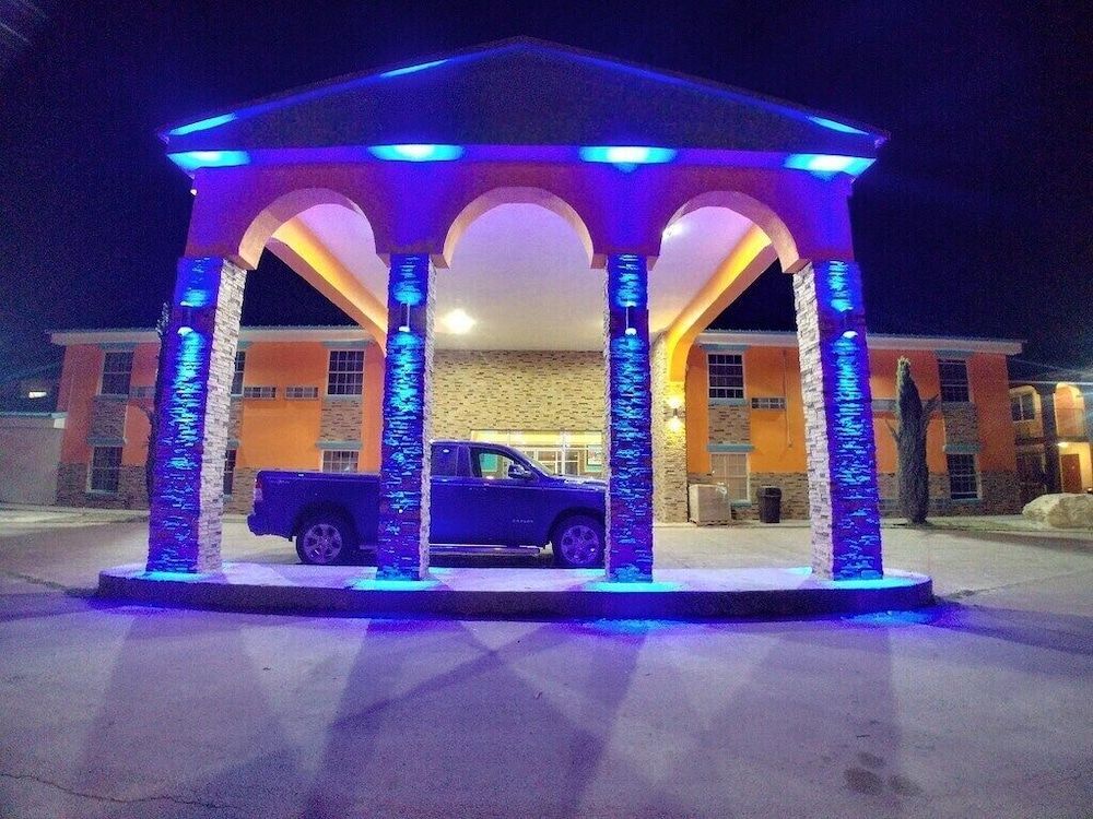 Alien Residence Inn 1