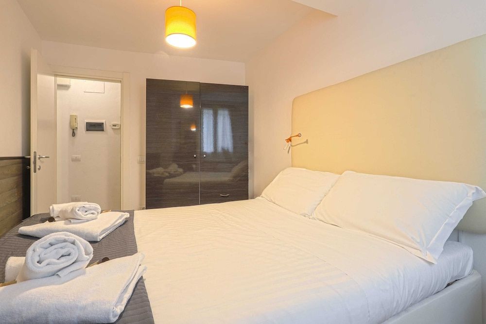 Delightful Suite 1