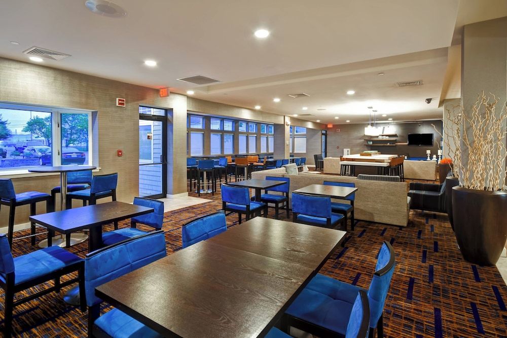 Courtyard Cape Cod Hyannis 2