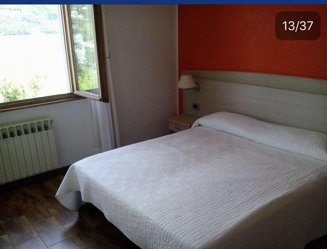 Albergo Mezzolago 2