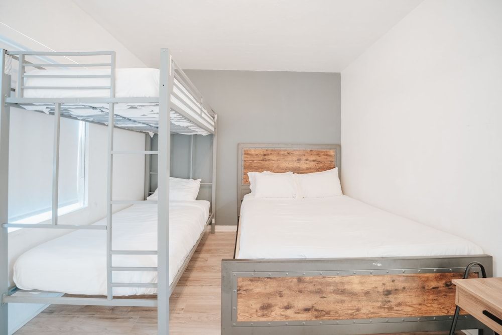 PRAIA Hotel Hollywood 2
