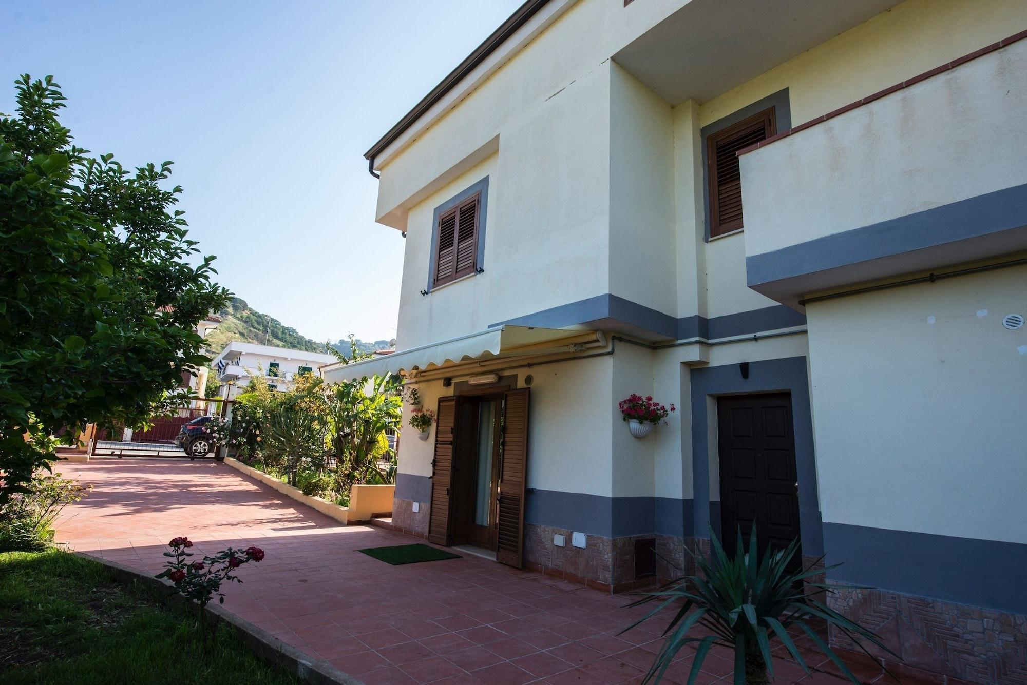 Villa Saturno 2