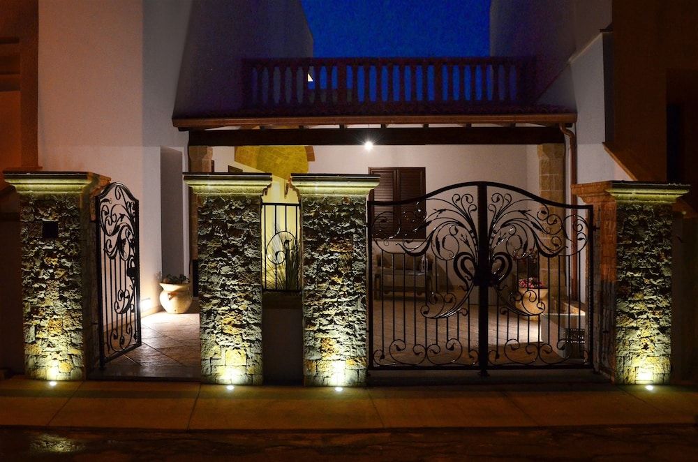 B&B Anemos 1
