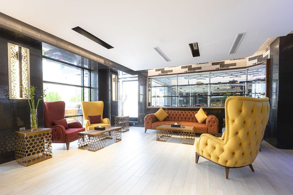 Platinum Hotel 2