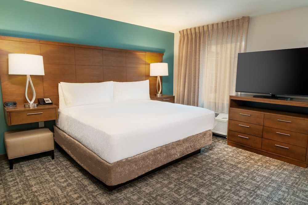 Staybridge Suites NEWARK - FREMONT by IHG 1