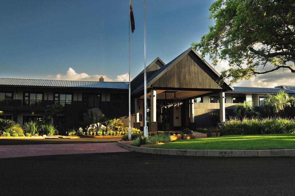 Emerald Resort & Casino 1
