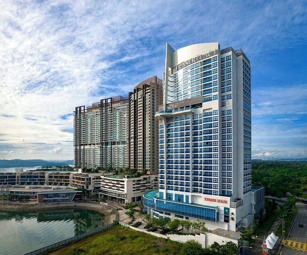 Fraser Place Puteri Harbour 1