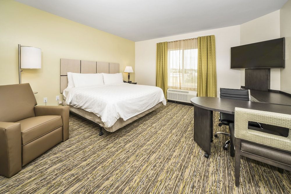 Candlewood Suites FT WALTON BCH - HURLBURT AREA by IHG 2