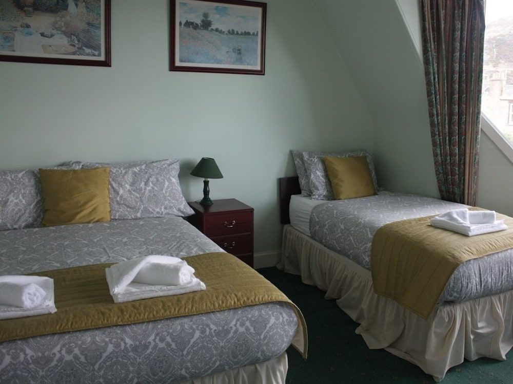 Airdenair Guest House 2