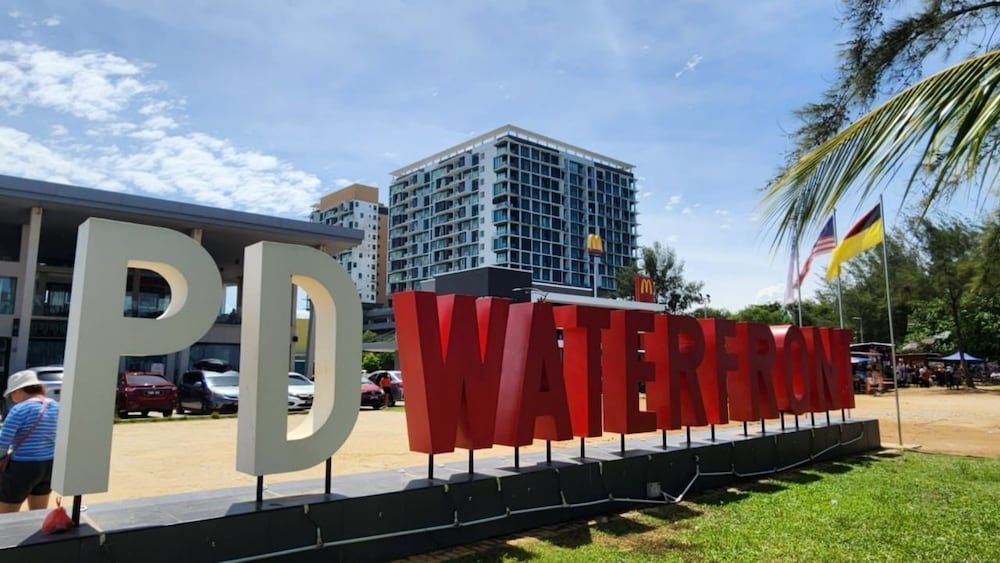 D'Wharf Hotel & Serviced Residence 1