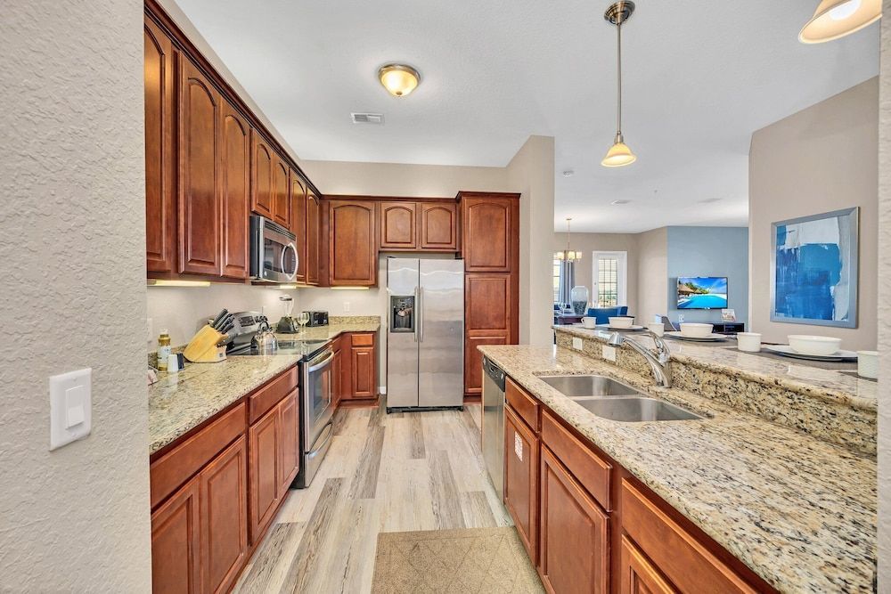 Lakeview Condo Directly Next To Pool Near WDW 2