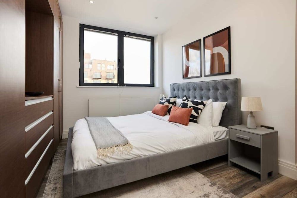 The Wembley Hideaway - Bright 2bdr Flat 2