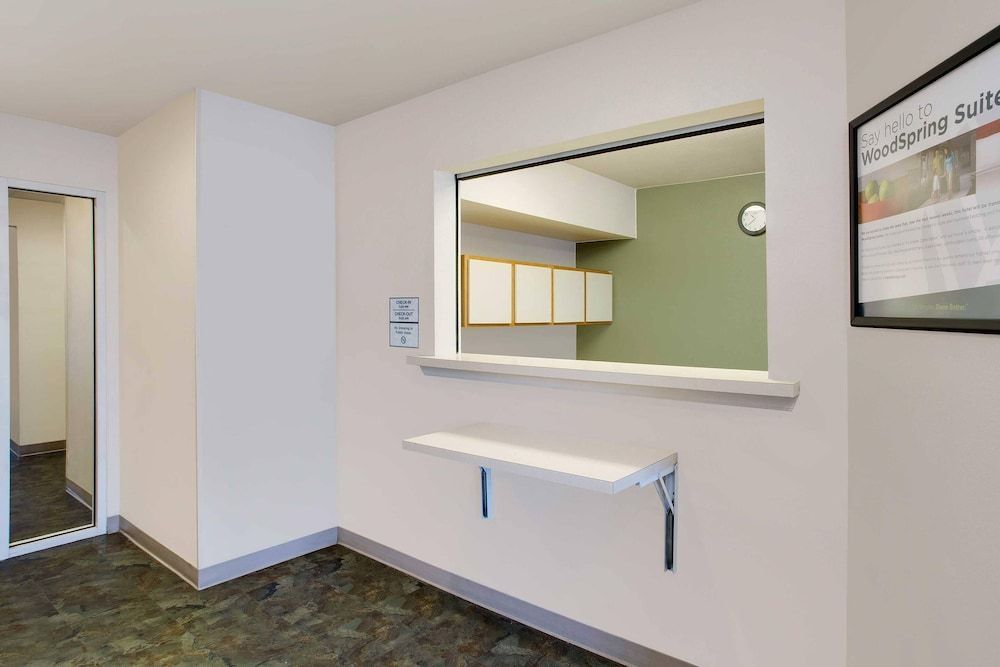 WoodSpring Suites Colonial Heights Fort Lee 2