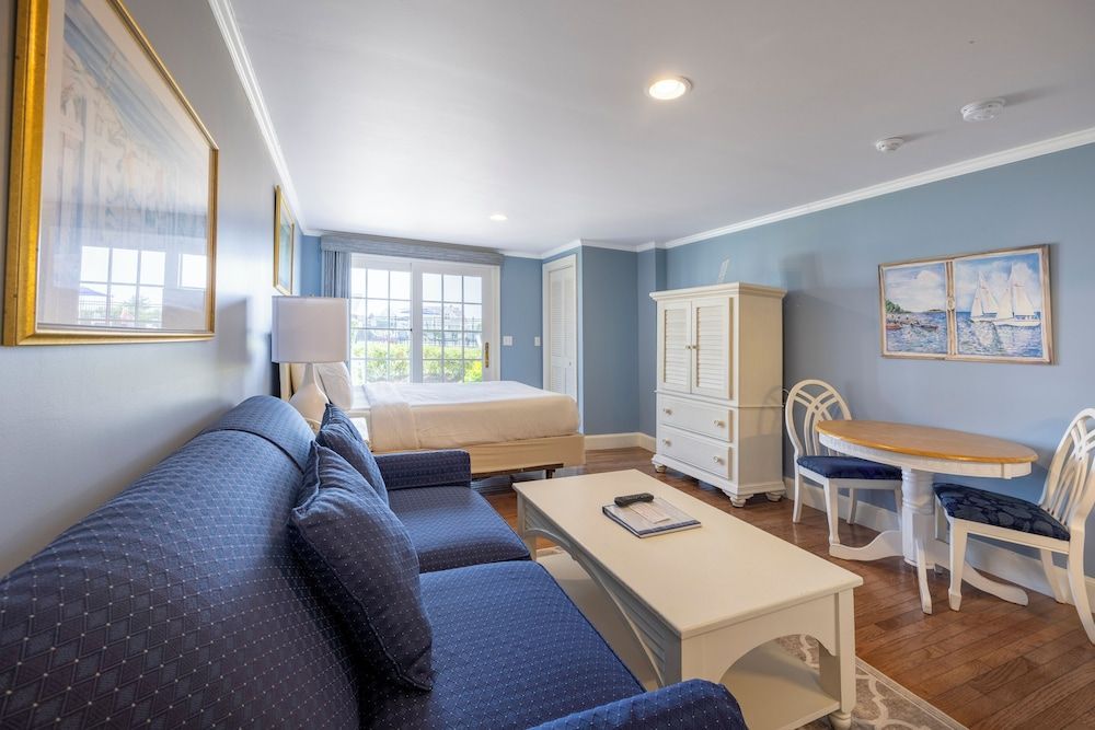 Beachside Village Resort 2