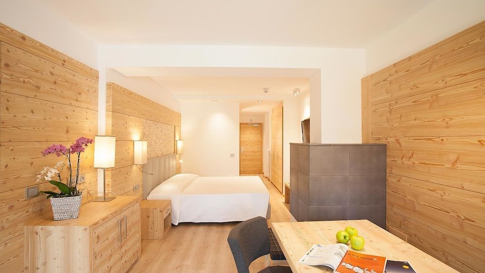 Hotel Europeo Alpine Charme & Wellness 2