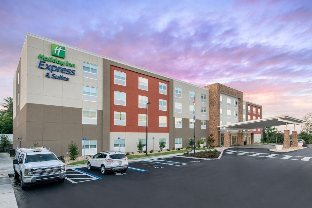 Holiday Inn Express & Suites WEST MELBOURNE by IHG 1