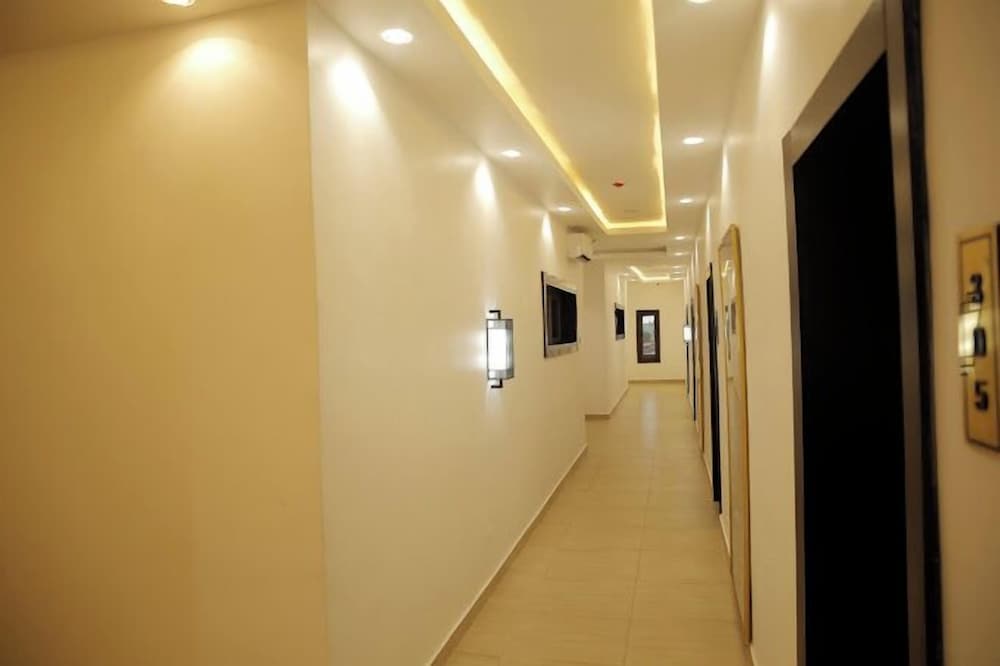Sunnyvale Hotel 1