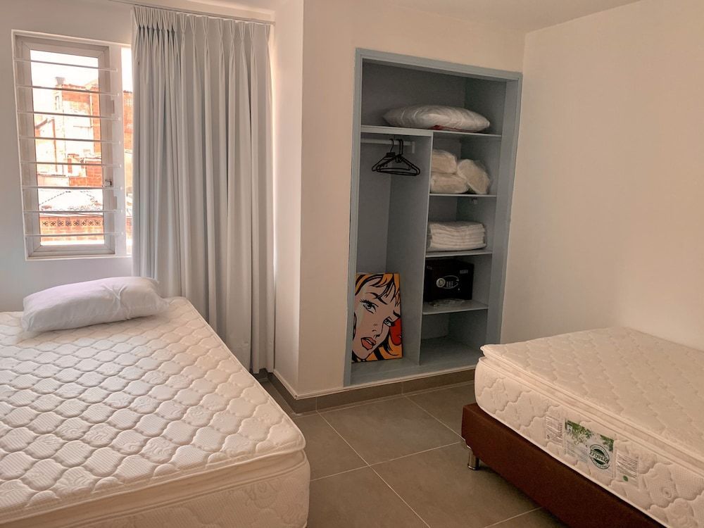 Apartment 301 2
