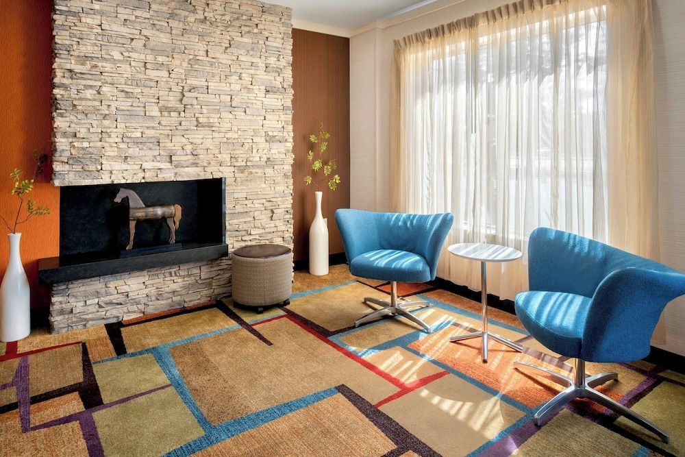 Fairfield Inn & Suites by Marriott Dover 2