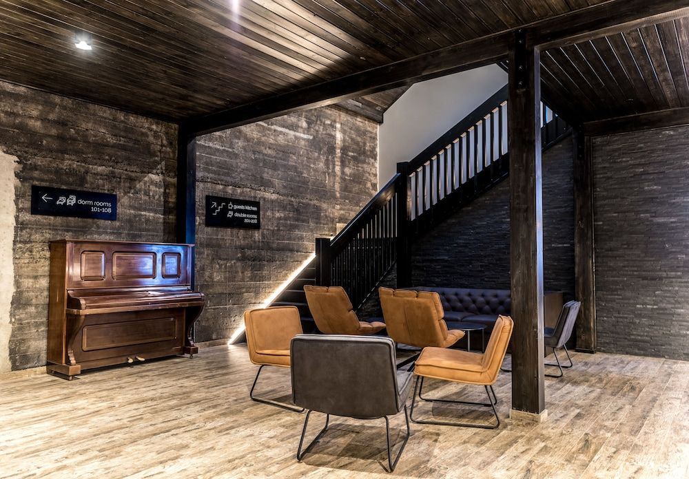 The Barn 1