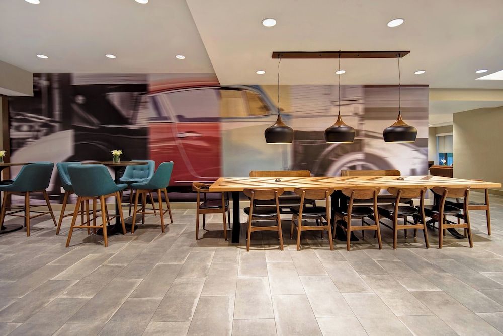 Four Points by Sheraton Boston Newton 2
