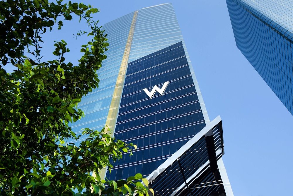 W Panama 1