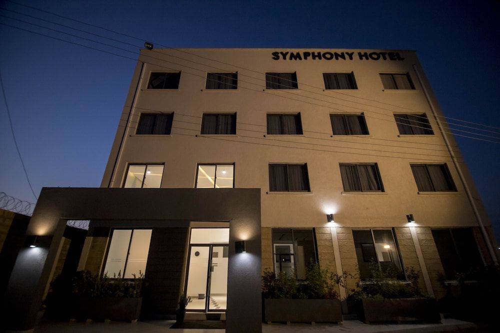 Symphony Hotel 1