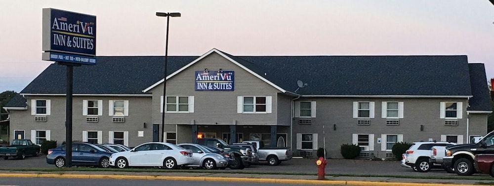 Amerivu Inn And Suites New Richmond 1