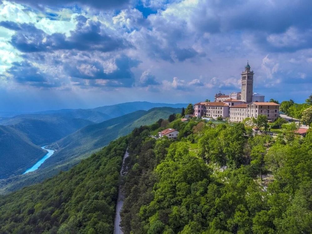 Guesthouse Rajski okusi Sveta Gora 1