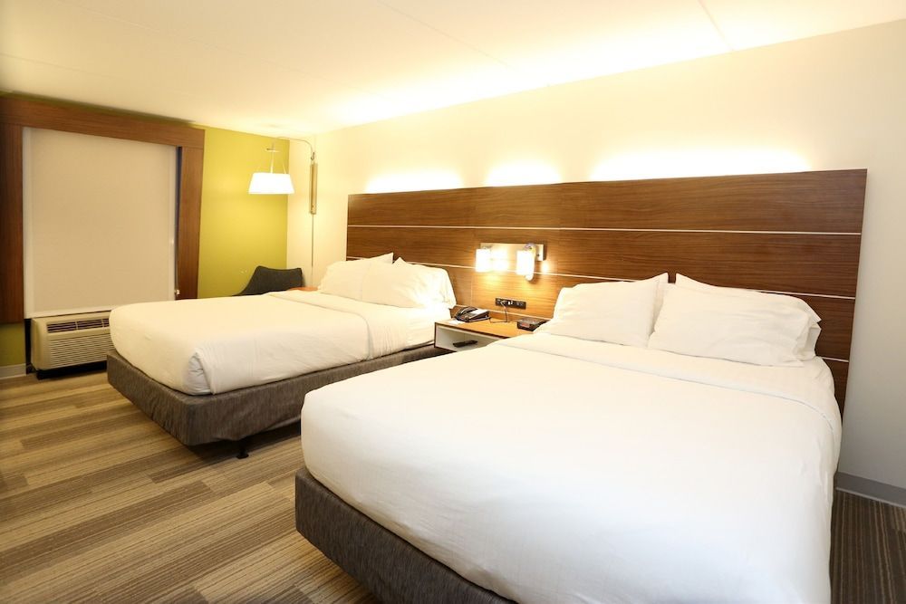 Holiday Inn Express & Suites NEWPORT NEWS by IHG 2