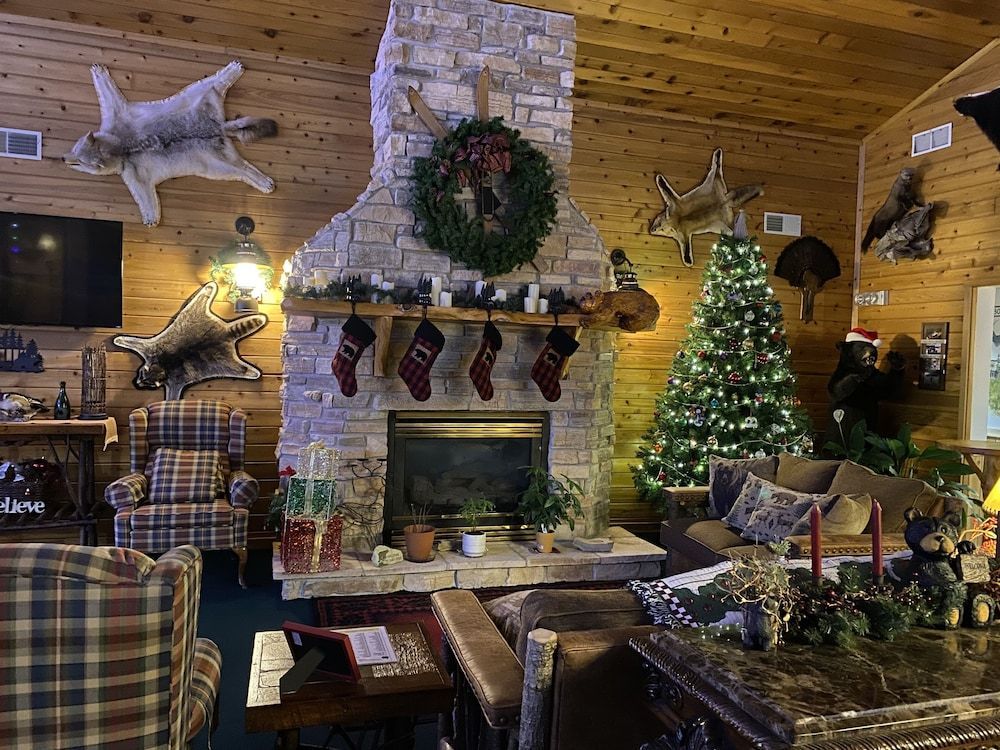 Boulder Bear Motor Lodge 2