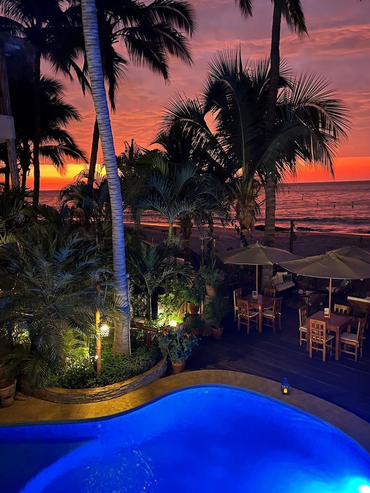 LOS CORALES 1